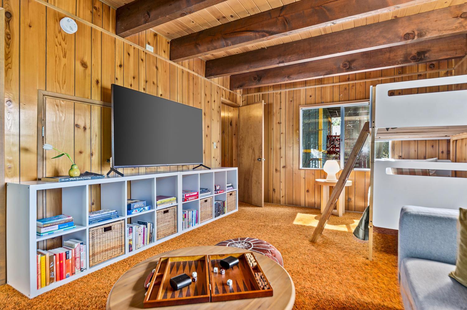 Pet & Kid Friendly Cozy Cabin, Bbq, Firepit, Outdoor Dining, Forest Views Лейк-Эрроухед Экстерьер фото
